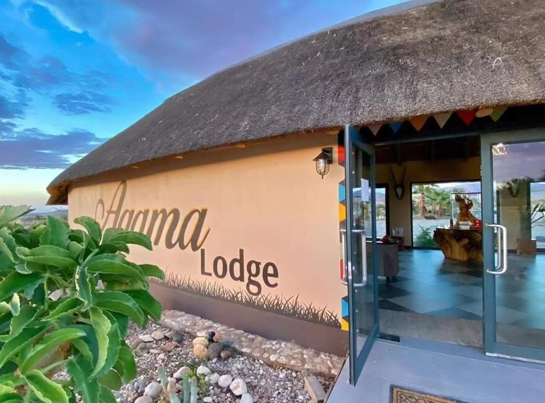 Agama Lodge Solitaire Kültér fotó