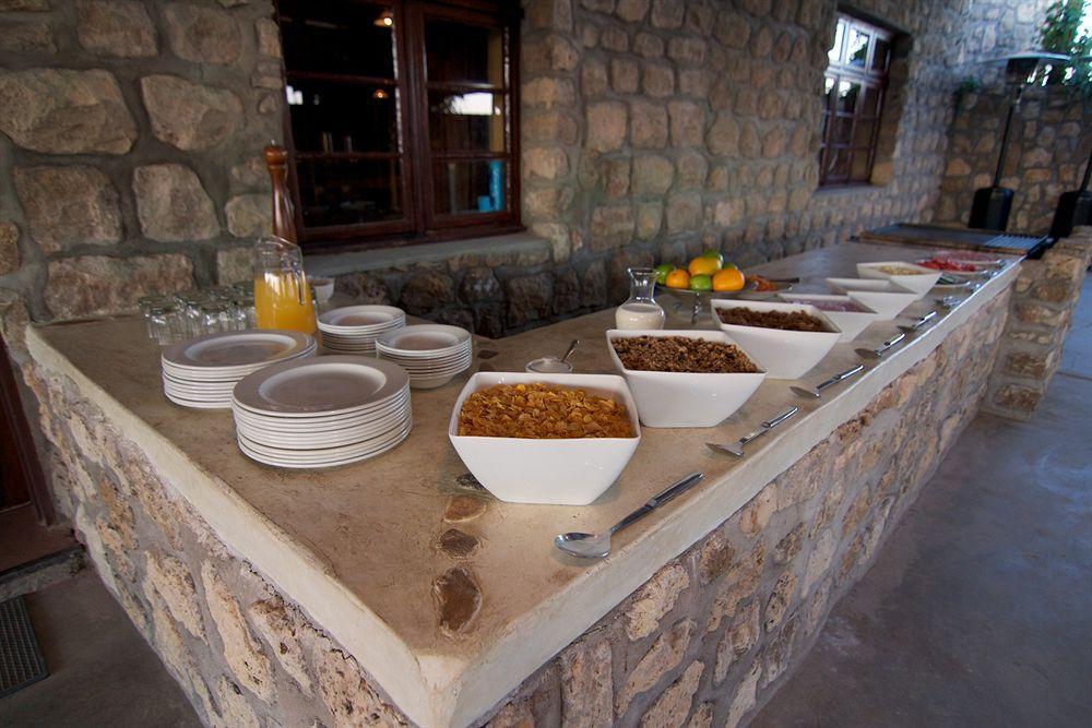 Agama Lodge Solitaire Kültér fotó