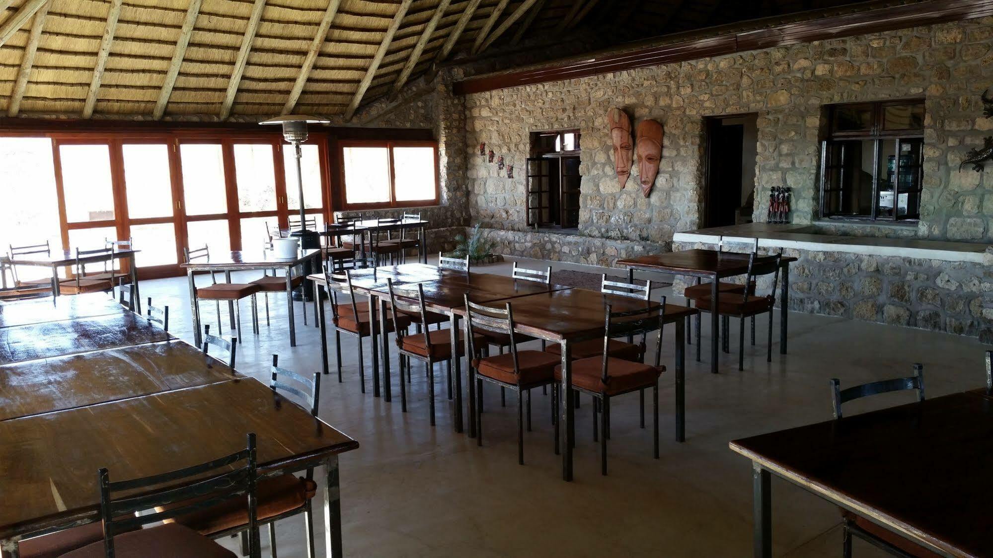 Agama Lodge Solitaire Kültér fotó